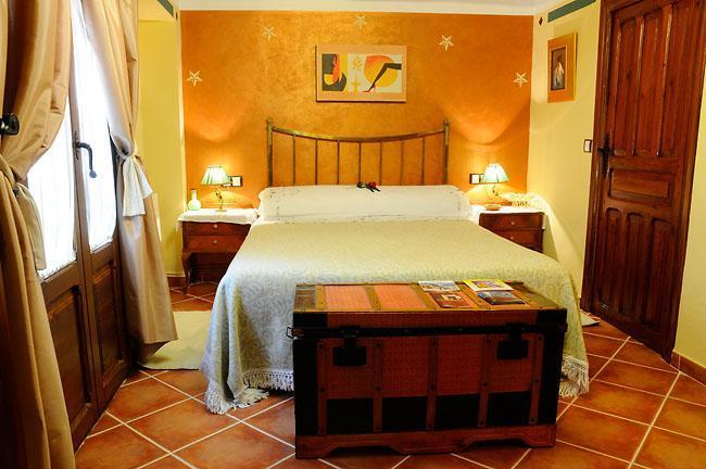 Hotel Casa De La Fuente Alcorisa Zimmer foto