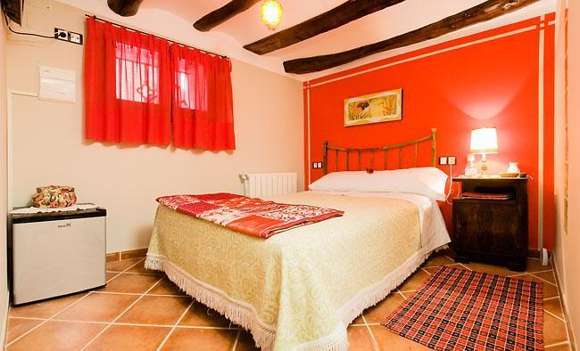 Hotel Casa De La Fuente Alcorisa Zimmer foto